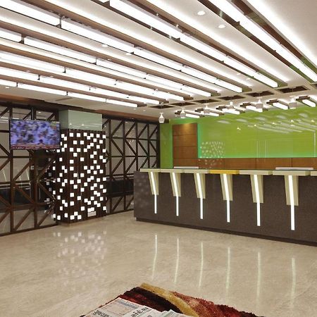 Hotel The Lotus Park Ahmedabad Ngoại thất bức ảnh